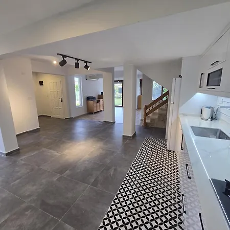 Olinda Villa